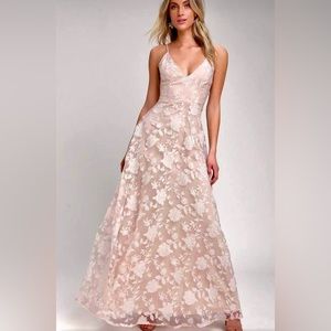 Lulu’s Everlasting Romance Blush Floral Maxi Dress 🌸